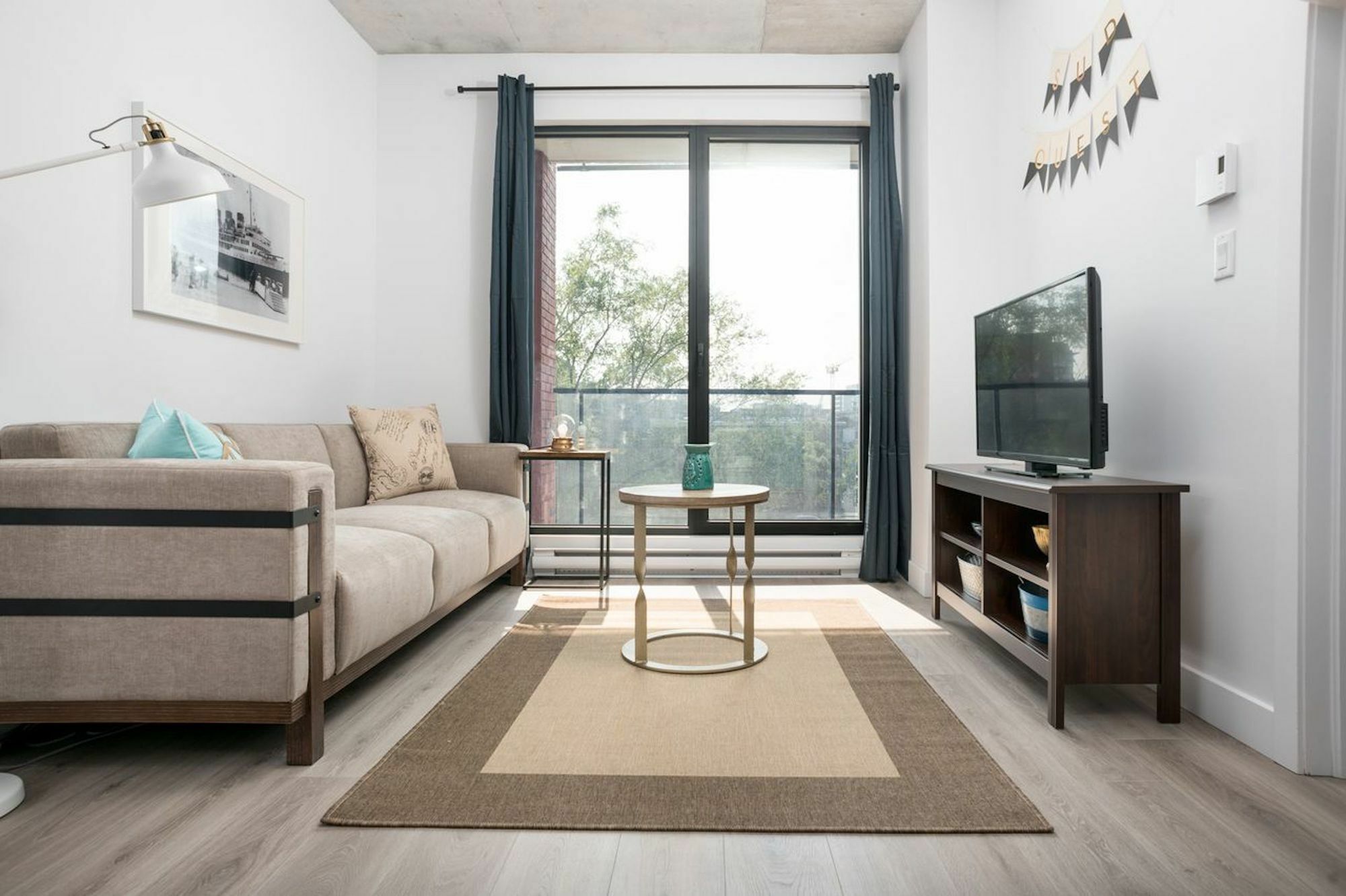 Modern 2Br In Old Montreal By Sonder Apartment Exterior photo